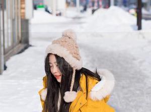 爱蜜社 – 从不按常理出牌的秘书——杨紫嫣的写真合集