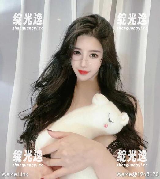 微密圈 - 图册速递：平凡世间的猪小七，女神范儿依旧满分！