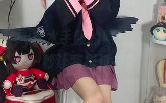 白栎Shirly穿水手服的照片，能不能给我一秒让我缓过神？