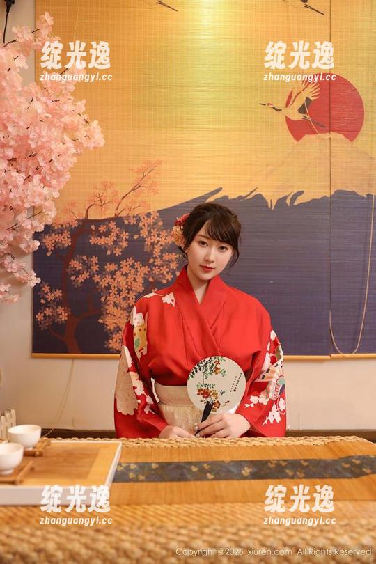 秀人网 - 旗袍图册——小夕Kitty要走的路，人群中却是如此错落醇厚