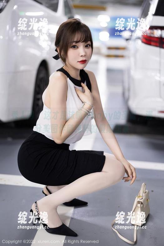 秀人网 - 这才是沫晓伊baby的圣诞，满分美图伴随纯粹的假期想象