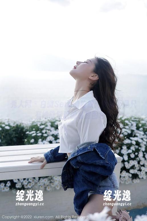 秀人网 - 白微Sera的豹纹：这是不是只有她能驾驭的私房图包？