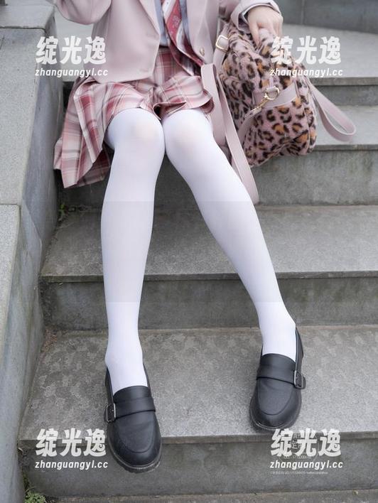 紧急企划 - 噔噔噔林书辞的少女风格作品集出现在你面前，资源连满分，怎样轻松拥有？