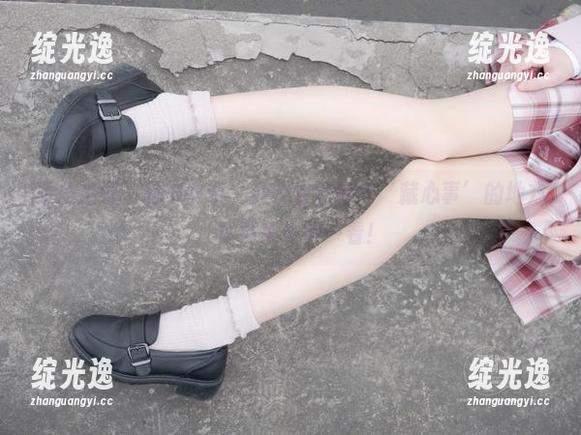 紧急企划 - 林书辞说，办公室也是个‘藏心事’的地方：写真集值得一看！