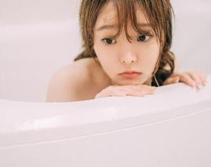 菠萝社 – Barbie可儿婚纱套图，太美了，我也想穿可惜没机会。