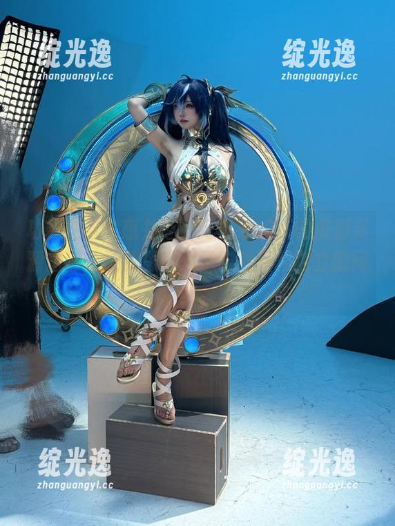 功能性与美感并存，阿薰kaOri的美脚资源居然还让我思考起了脚趾互相独立的问题。