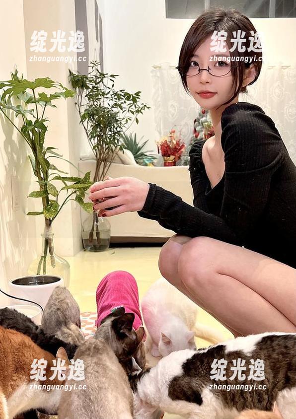 微密圈 - 黑丝在陈妮妮UNI身上居然有种别样的魔力，作品集分享给你们！