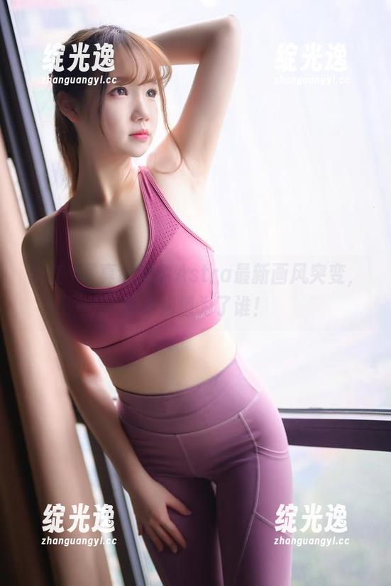 黑江雫写真让雪晴Astra最新画风突变，真不知道为了谁！