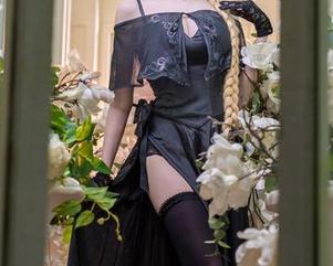 青青子Js的礼服线上串门，资源多到不知该看哪里