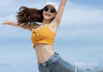 魅妍社 – 赵欢颜Jessica的完美美足，高清图片让你不得不想多想些什么。