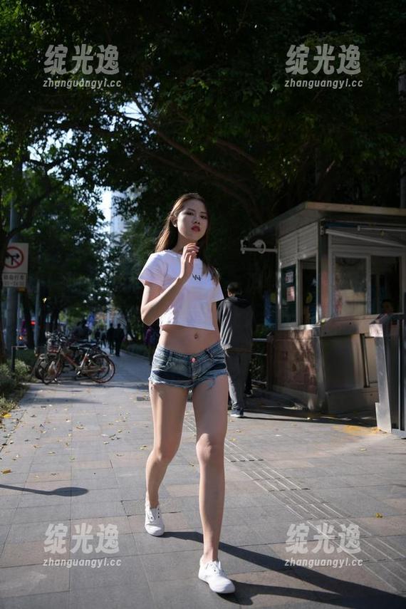 魔镜街拍-婷婷 魔镜街拍 - 婷婷合集又一波更新,寒风中的肉丝美人,真是让人不淡定啊